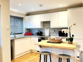 Modern House Soham Town Centre，位于Soham的酒店