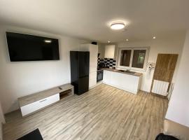 Petite maison chaleureuse，位于阿普瓦尼的酒店