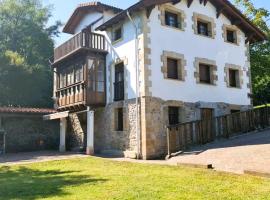 La casa de la costura - casa rural，位于索拉雷斯的酒店