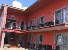 APARTMÁNOVÝ DOM U IVKY Bešeňová štúdiá