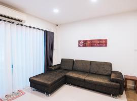Ng Cozy Retreat，位于Sathani Khlong Rian的酒店