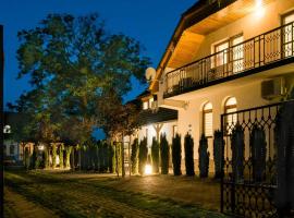 Di&oacute;fa Apartman，位于凯斯特海伊的海滩酒店