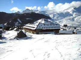 HG阿尔拓阿拉贡酒店，位于福米加尔的酒店