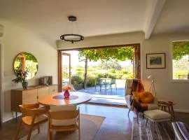 Alluca Villa McLaren Vale Vineyard Escape