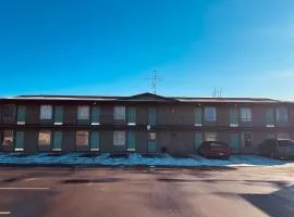 Currys Motel by OYO Saginaw MI