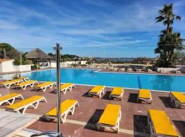 Bungalow 410, 8 pers Camping 4 étoiles Siblu Le Lac des Rêves