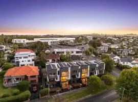 Mission Bay 4 bedrooms Tidy Unit