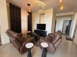 Terminal Stay - Heavenly Independent Jungle Retreat Flat in Meerut
