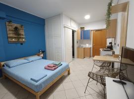 Blue Lagoon Studio 2，位于迈索隆吉翁的酒店