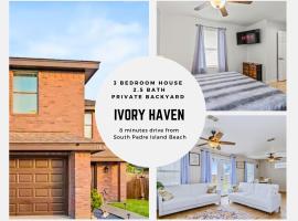 8 Mins to SPI Beach Spacious 3BR with Backyard，位于伊莎贝尔港的酒店