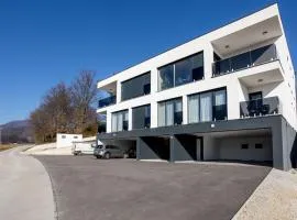 Kristal Lux Aparments with a balcony