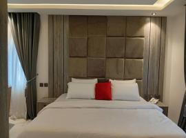 Calico Hotel and Suites, Abuja，位于Gwarinpa的酒店