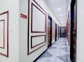 Hotel Sabhasad，位于Prayagraj的酒店