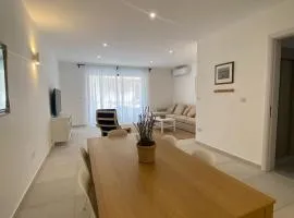 Swieqi Malaika New Apt 2 with COURTYARD