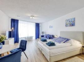 Relax-Apartment mit Indoor-Pool, Fitness und Netflix am Bodensee，位于乌尔丁根-米赫尔霍芬的带泳池的酒店