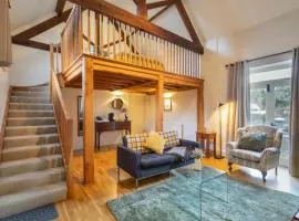 The Coach House at the Raven Aparthotel in Much Wenlock by PureStay