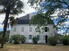 Château l'haurie with large garden, swimming pool and games room