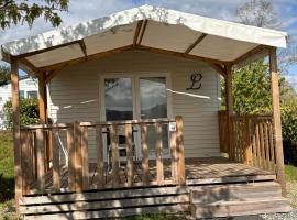 Le Camping de Ripan，位于Bessenay的酒店