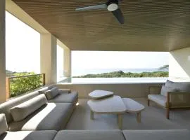 Condo Raya in El Surf