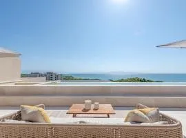 Rooftop Oasis In El Surf