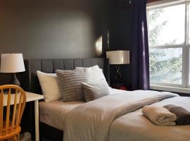 Tuscan Ridge Guesthouse Calgary West，位于卡尔加里的旅馆