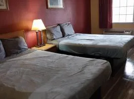 Gated 2 Double Beds Hotel Room 218