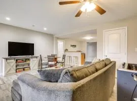 Lake Anna Retreat w/ Private Beach, Hot Tub Access