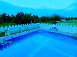 The Triple Seven - A Four Star Luxury Resort in Pushkar，位于布什格尔的酒店