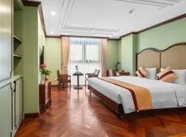 12 A&B Điện Biên Phủ Hà Nội Hotel - Hanoi Train Street