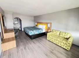 Days Inn by Wyndham Gonzales