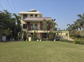 Pandya Farm，位于Saraia的酒店