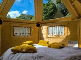 Unusual Luxury Spa Private & Petits Dej Cabin