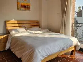 Yangla Home