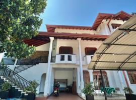 The Villa liyora Kandy，位于康提的酒店