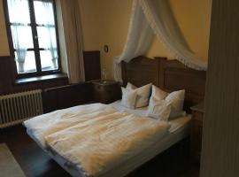 Landgasthof Hotel zum Ross，位于福伊希特旺根的酒店