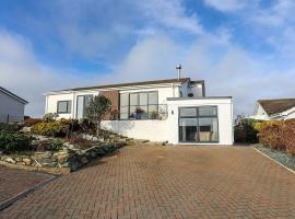 Trearddur Bay, Holyhead Studio，位于特雷杜尔的自助式住宿