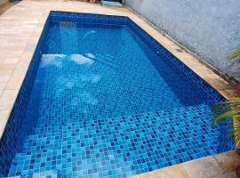 Casa Master Bauru Com Ar Condicionado e Piscina，位于巴乌鲁的酒店