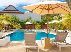 Naiharn beach sands Apartment