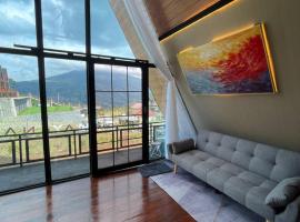 Kayana cabin dieng，位于沃诺索博的别墅