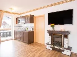 Golden GaPa Central Family Apartment 8