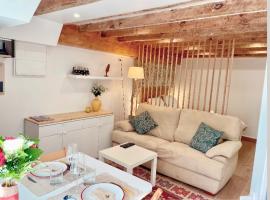 Studio COZY avec jardin au centre ville d'Hendaye à 10 minutes d'Espagne，位于昂代的酒店