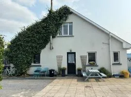 Kilkenny rental The Folly Lodge minutes from city centre R95RYC8