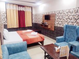 Hotel VISHAL PALACE，位于Unnāo的酒店