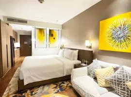Rockwell View King Suites