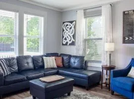 Bungalow 7- Downtown, cozy, comfortable