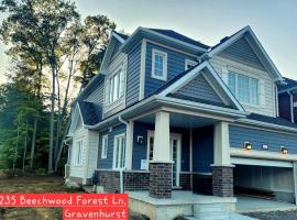 Whole House 4 Bedrooms 6 beds 3 bath family friendly Quite and relaxation area，位于格雷文赫斯特的酒店