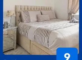 Fullers Modern and Stylish Room