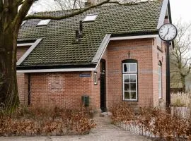 CRASH'NSTAY - Wachtpost 20