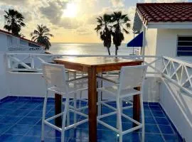 Paradise for two on the Caribbean Sea