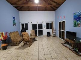 Rancho El Ensueño Alcázar，位于Madre Vieja的酒店